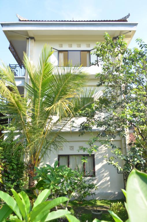 Wijaya Guest House Ubud Exterior photo